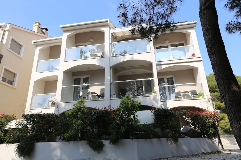 Apartments Lavica Beach Dumicic Podstrana Extérieur photo