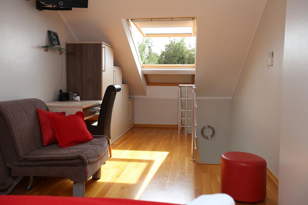 Apartments Lavica Beach Dumicic Podstrana Chambre photo