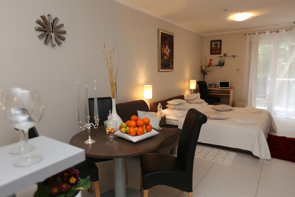 Apartments Lavica Beach Dumicic Podstrana Chambre photo