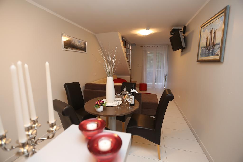 Apartments Lavica Beach Dumicic Podstrana Chambre photo